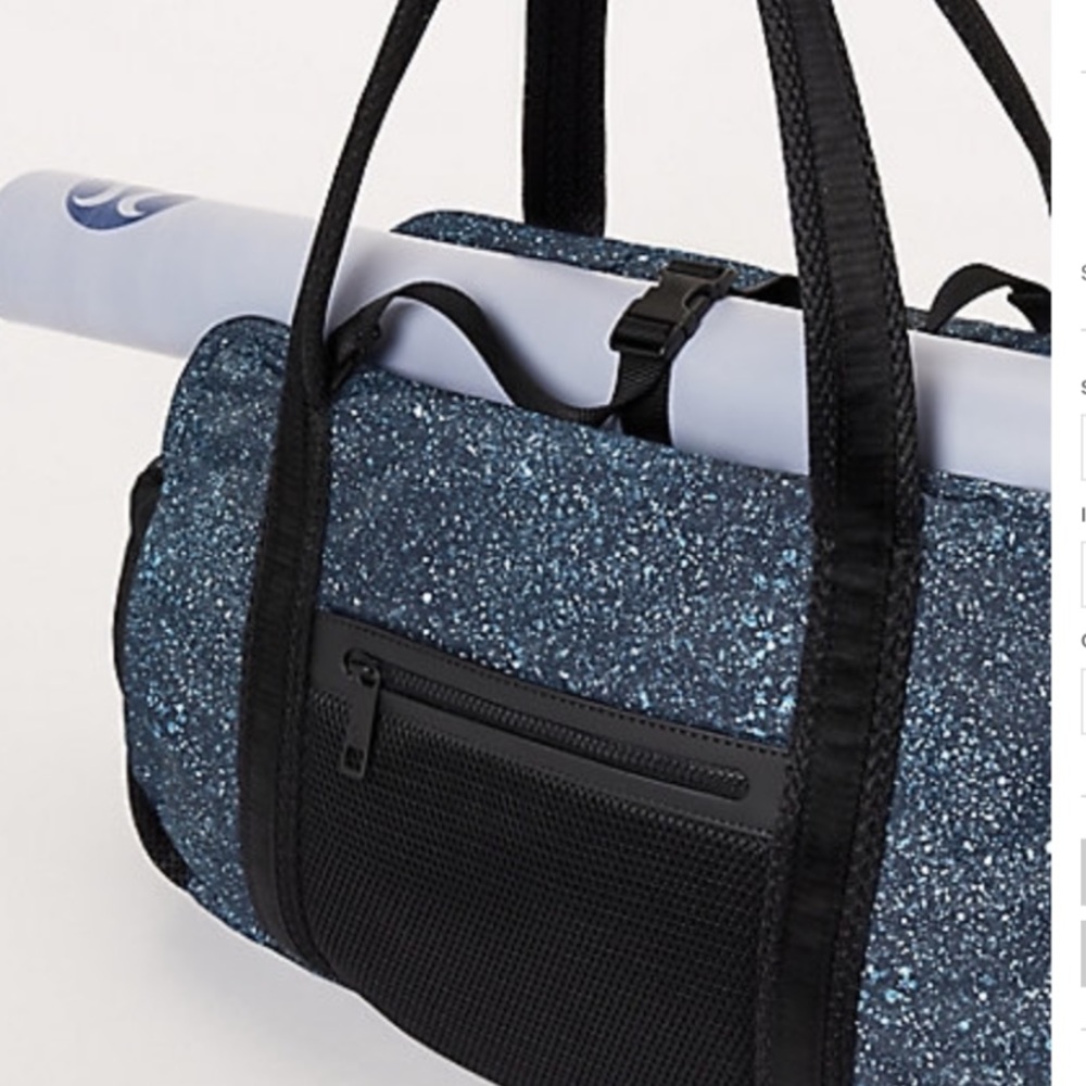 Lululemon 27L gym bag duffel in Navy Starlight